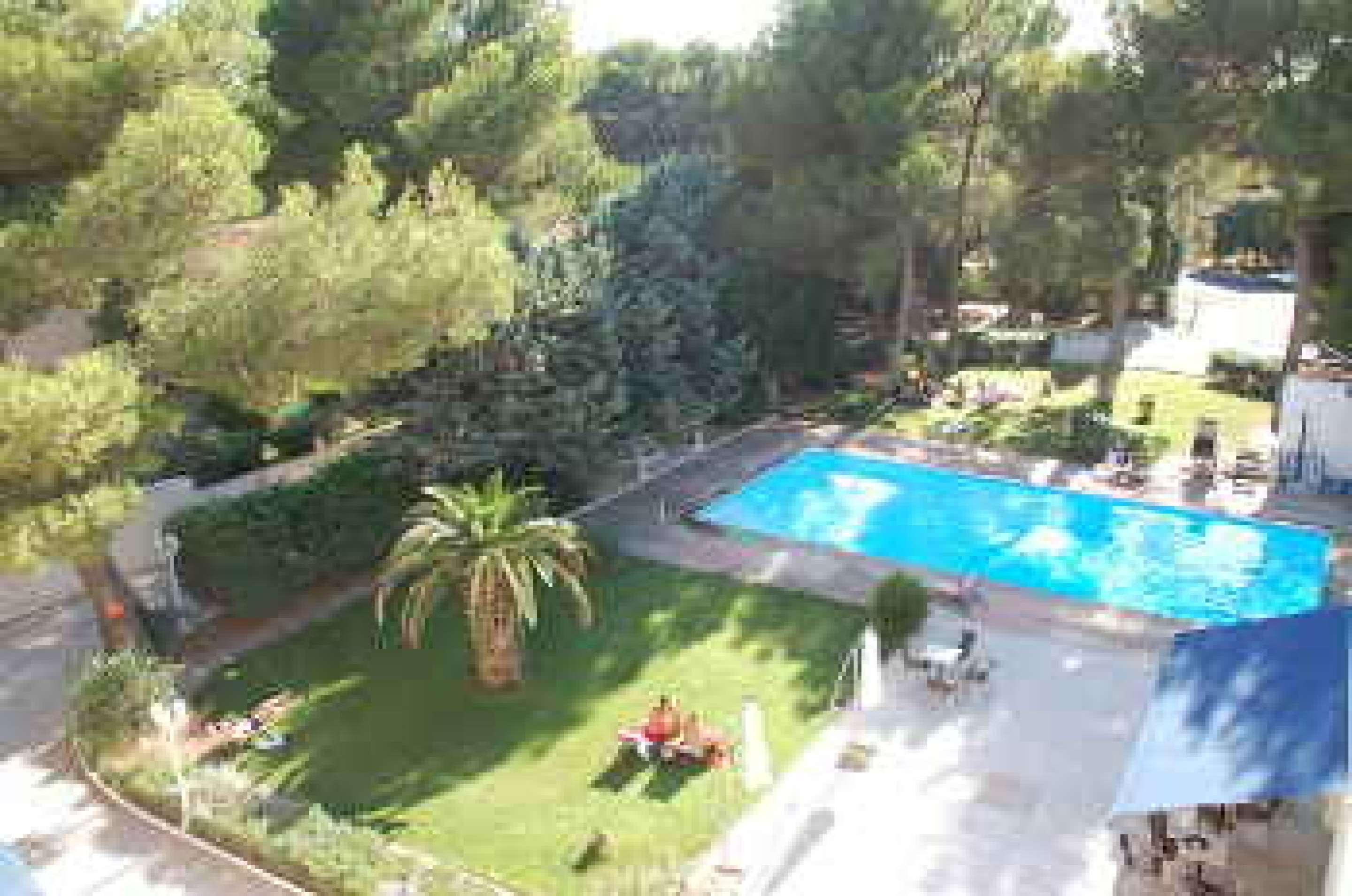 Cit'Hotel Le Mirage Istres Exterior foto