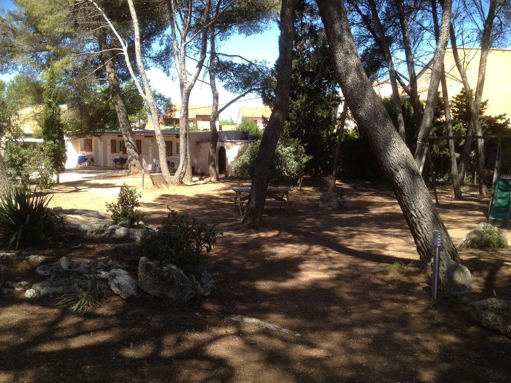 Cit'Hotel Le Mirage Istres Exterior foto
