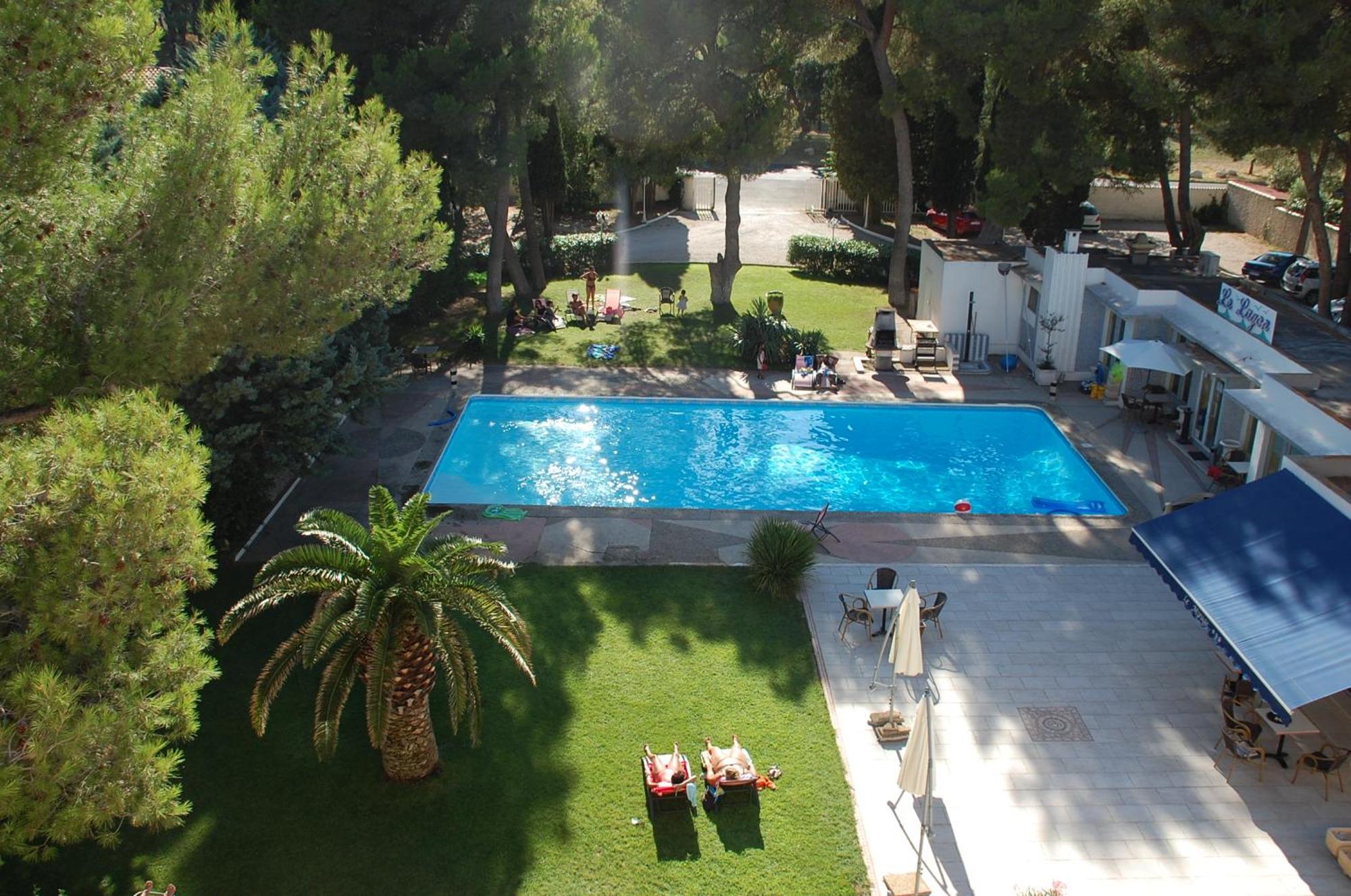 Cit'Hotel Le Mirage Istres Exterior foto